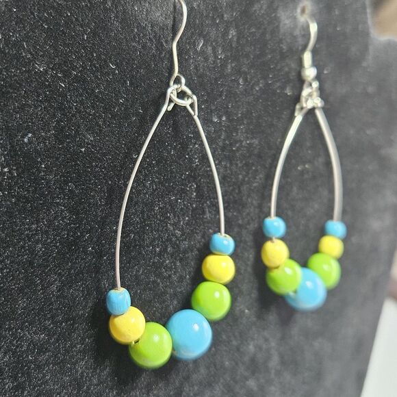 Yellow, Blue Green Silver Tone Matching Wood Beaded Earrings Bracelet Set 7.25" - Picture 12 of 16